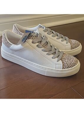 Universal THREAD CADEY MEMPRY FOAM SNEAKERS NEW 7.5